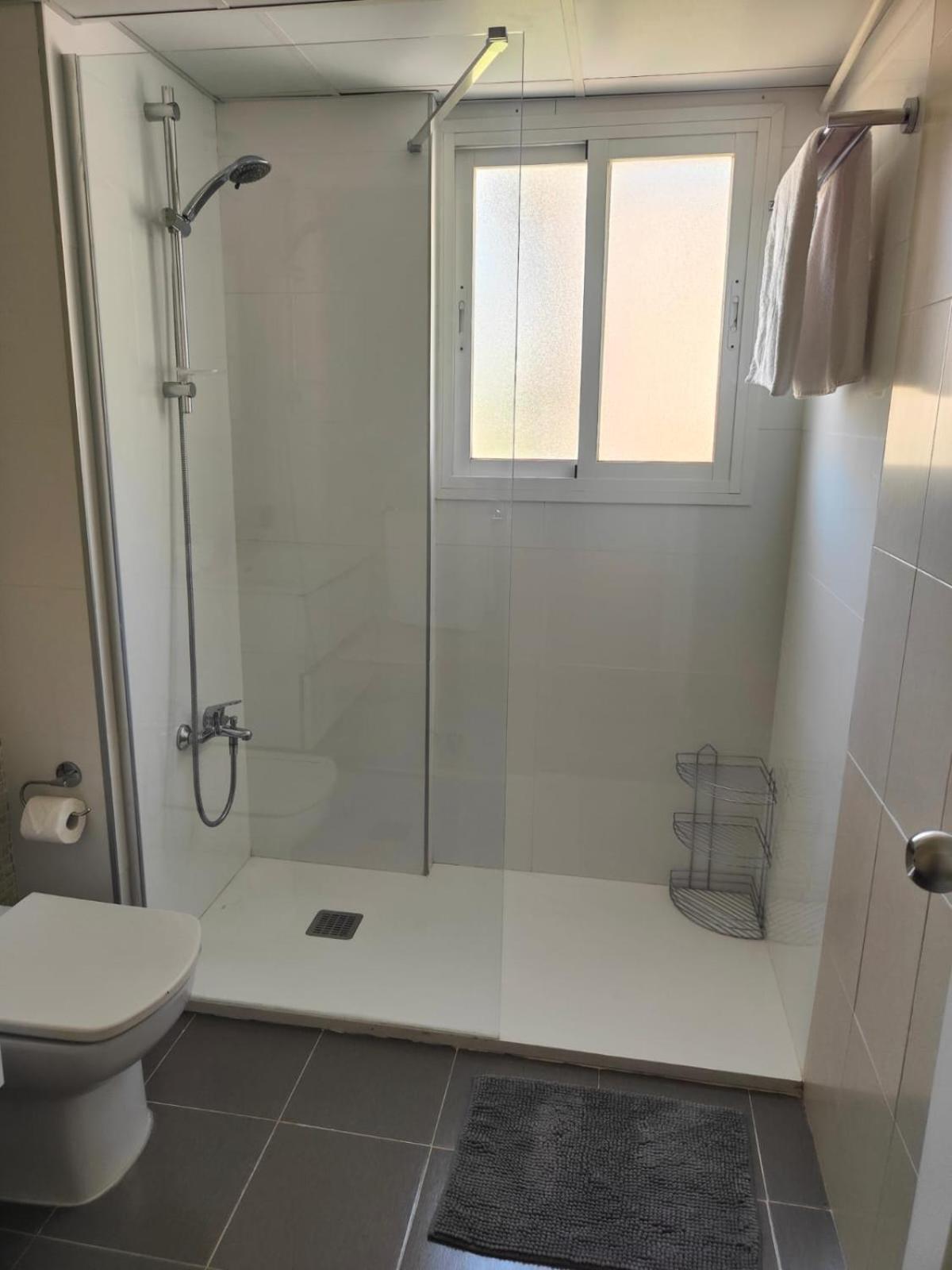 סביליה Apartamento Reformado Parking Gratis Santa Justa מראה חיצוני תמונה