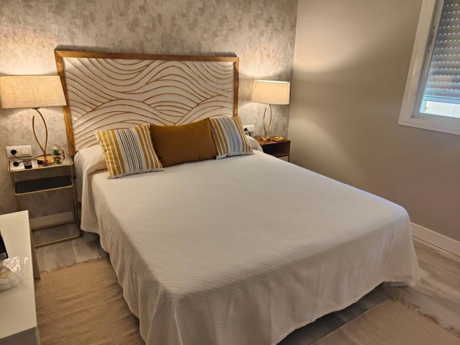 סביליה Apartamento Reformado Parking Gratis Santa Justa מראה חיצוני תמונה